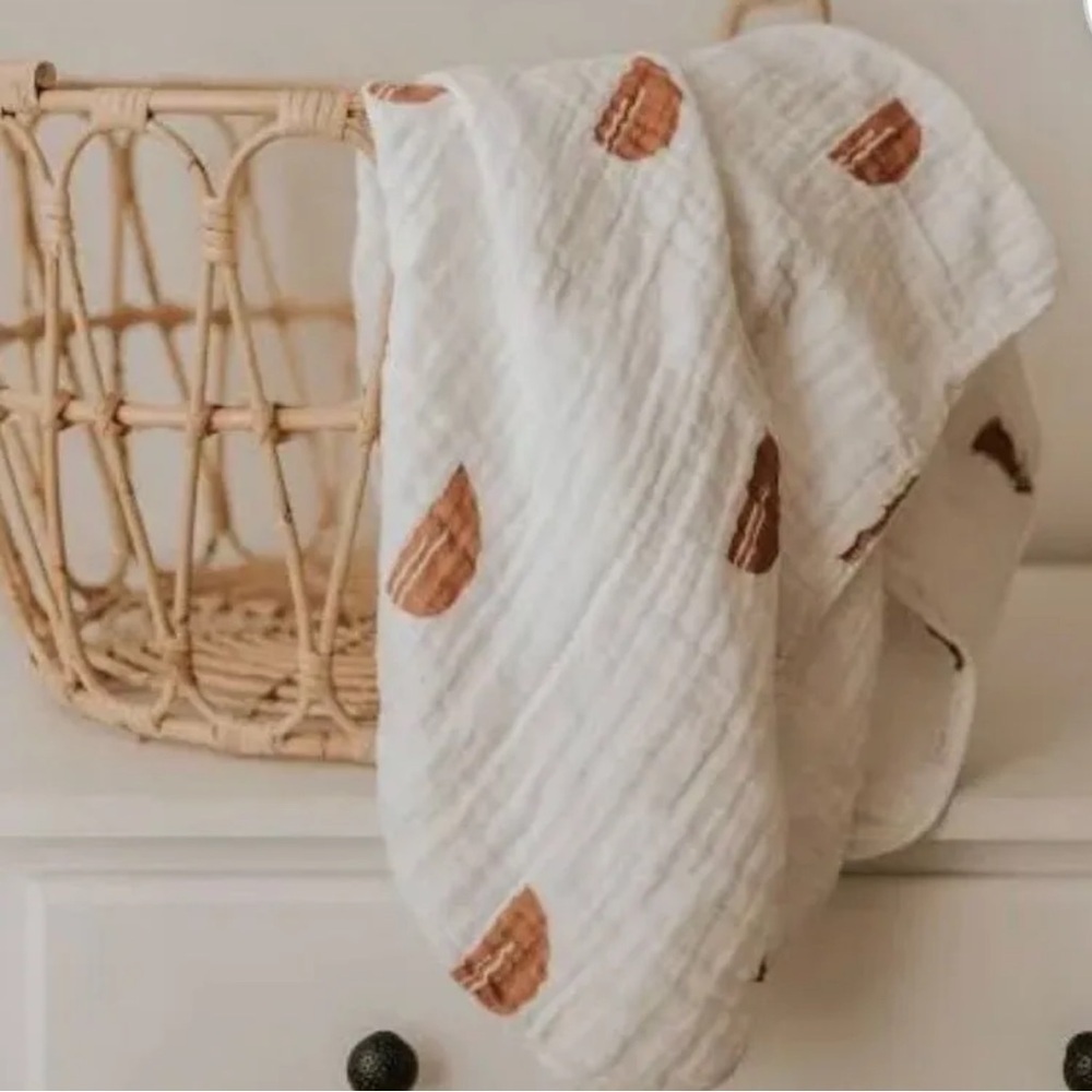 brixton phoenix sedona muslin quilt